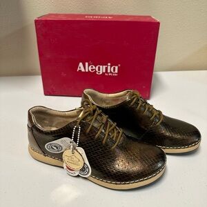 ALEGRIA Comfort Walking Shoes Metallic Animal Print
Leather Women's NWT